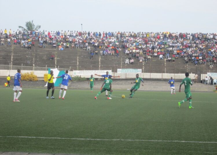 Elite One: Union bat DAC 2000