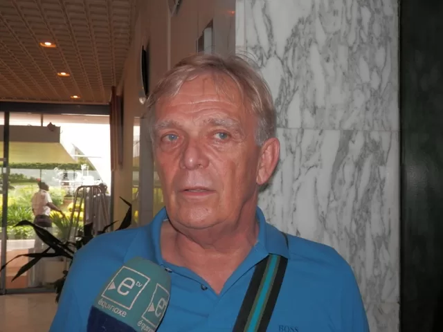 Volker Finke : « on va se préparer pour se qualifier »