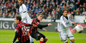 Bundesliga: Joel Matip buteur à Francfort (Vidéo)