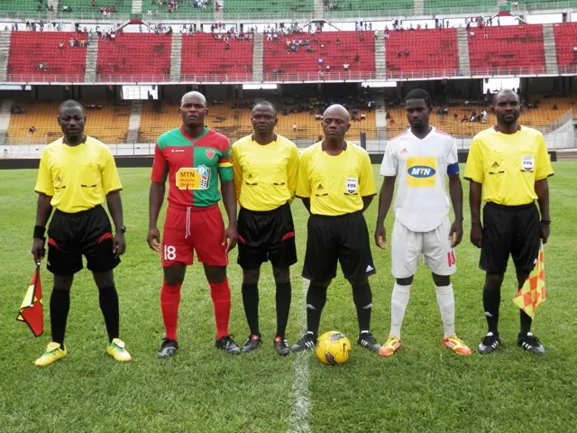 CDC : Canon force le passage des ½ finales