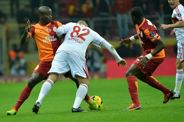 Chedjou et Nounkeu titulaires, Galatasaray gagne