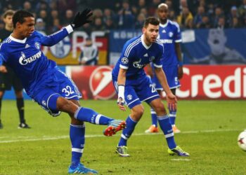 Joel Matip marque dans la victoire de Schalke