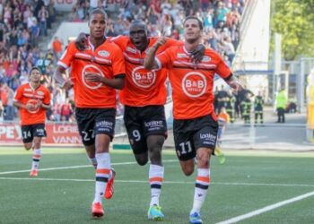 Cinq de suite pour Lorient et but pour Aboubakar