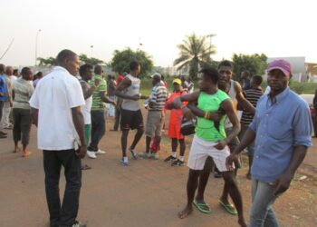 Divers: Dynamo et la bagarre