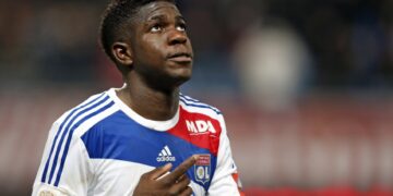 Lions Indomptables: Une mission pour les binationaux