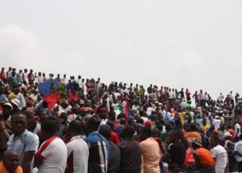 Invasion Bamboutos au Stade de la Réunification