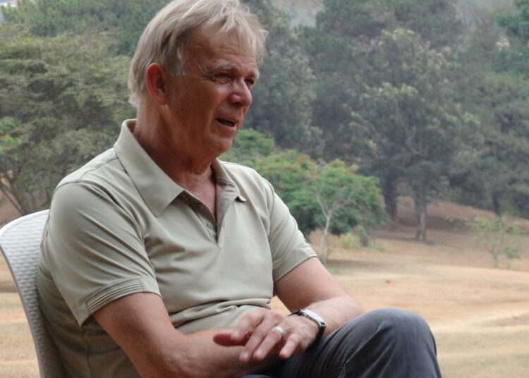 Volker Finke : « J’essaye toujours de mixer les jeunes et les vieux »