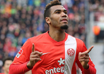 Choupo marque et fait chuter Leverkusen