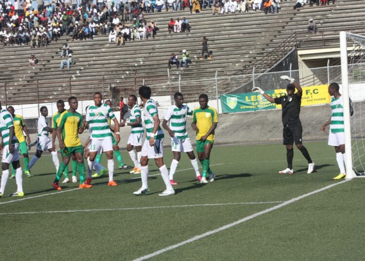 Douala : Astres – Coton (0-3) en images
