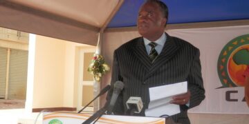 Fécafoot : Joseph Owona va en guerre contre les anciens Lions