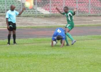 Ligue 1 : Renaissance tombe devant Coton