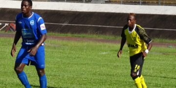 Apejes – Ums : Un petit frère « fouette » son aîné