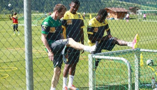 Lions indomptables : Eto’o aux « urgences » à Barcelone