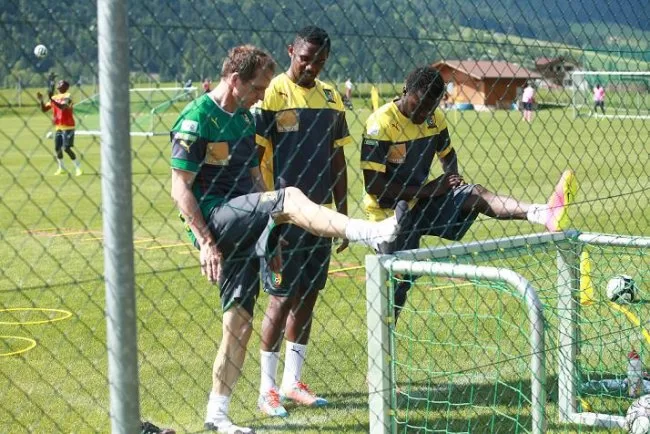 Lions indomptables : Eto’o aux « urgences » à Barcelone