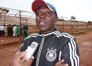 Bertin Ebwellé : « Les Lions ont refusé de manger pendant cinq jours avant la CM1990 »