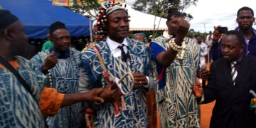 Lions Indomptables : Achille Wébo intronisé notable