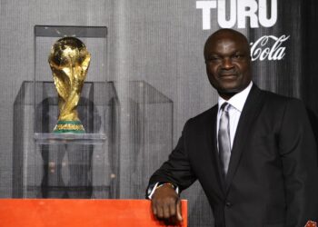 Humeur : Roger Milla refuse d’aller au Brésil