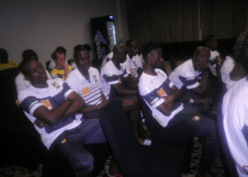 Brésil 2014: Le ministre réveille des Lions pour une réunion inutile