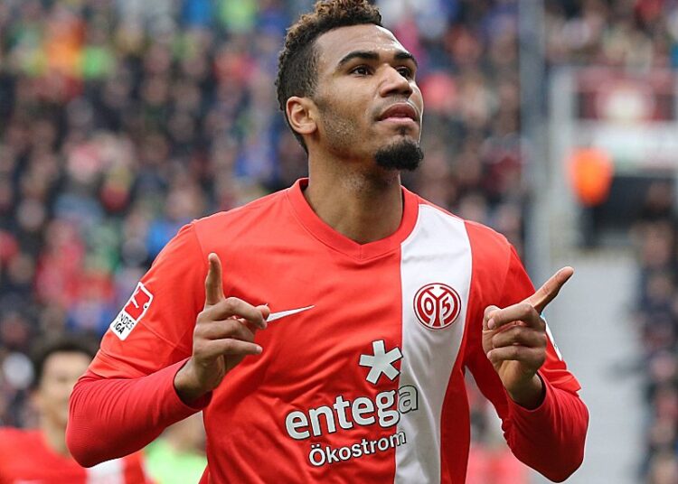 Tranferts : Choupo-Moting signe à Schalke 04