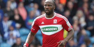 Charlton complete signing of André Bikey-Amougou