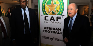 Issa Hayatou : «les problèmes de primes déshonorent l’Afrique»