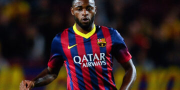 Transfert : le Milan AC sur la piste Alex Song