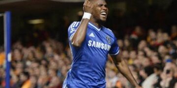Chelsea : Eto’o – Drogba, un «vieillard» remplacé par un autre plus âgé