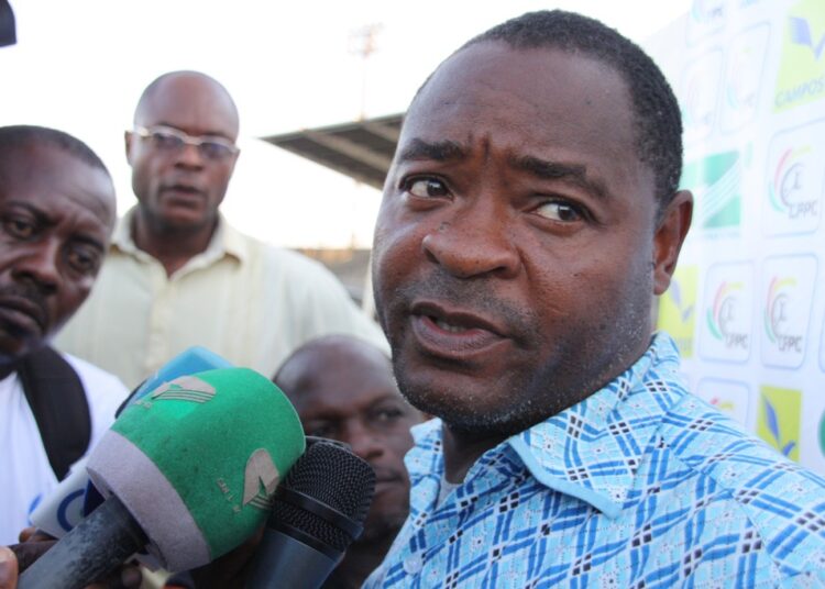 Sable de Batié : Bile Tanga sur le carreau