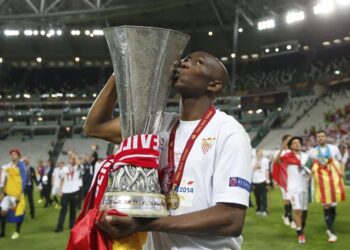 Mercato : Arsenal songerait aussi à recruter Mbia