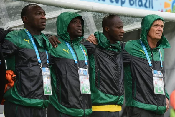 Lions Indomptables : Volker Finke mis sous pression