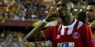 Transfert : Mbia renouvelle un an à Séville