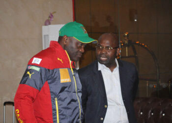 Lions Indomptables: Nouvelle équipe et premier épisode grandguignolesque