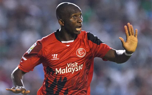 Liga : Mbia buteur, assène un coup de… balle à Ekeng