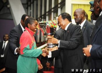 Paul Biya crée une Académie du football