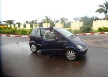 Lions Indomptables: Réaménagement dans le staff