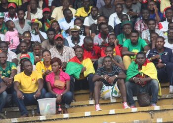 SLE – CMR : Eto’o s&rsquo;invite à la fin du match