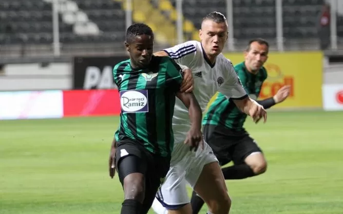 Turquie : Arnaud Sutchuin passe en troisième