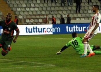 Turquie : Kweuke marque, Sutchuin manque sa chance