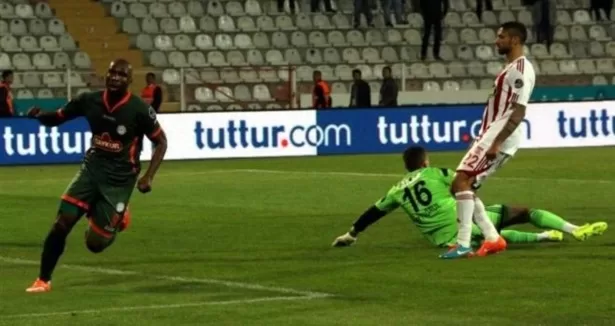 Turquie : Kweuke marque, Sutchuin manque sa chance