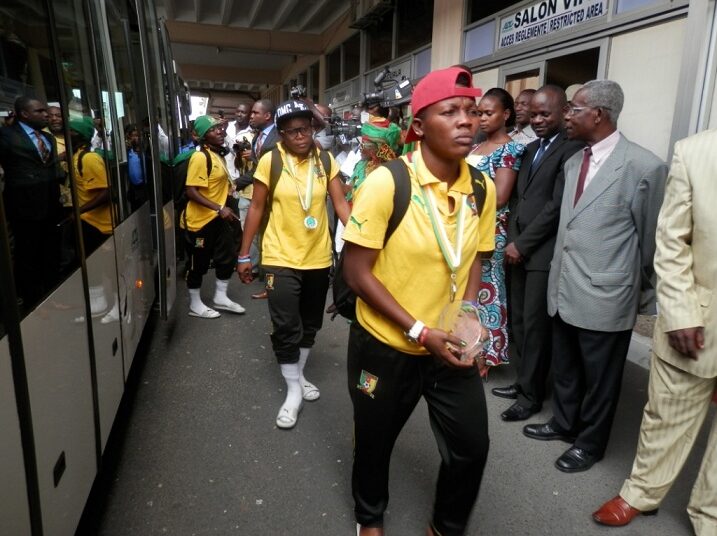 Lionnes Indomptables : l&rsquo;arrivée des mondialistes à Douala