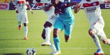 Turquie : Kweuke bloque Zoua, Mandjeck observe, Sutchuin freiné