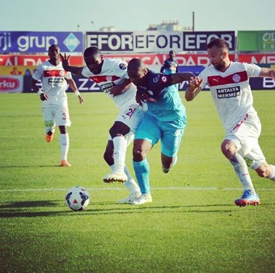 Turquie : Kweuke bloque Zoua, Mandjeck observe, Sutchuin freiné