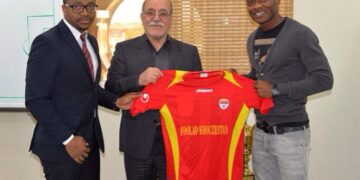 Transfert : Aloys Nong s’engage au FC Foolad en Iran