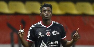 France : Moukandjo enchaine et illumine Reims