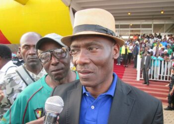 Joseph Antoine Bell : «  Commencer à regarder le proche avenir »