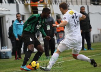 Turquie : Sutchuin voit jaune, Kweuke plonge, Chedjou tombe