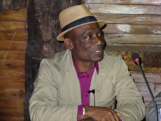 Réunion avec les recalés : Bell et les révélations de Joseph Owona