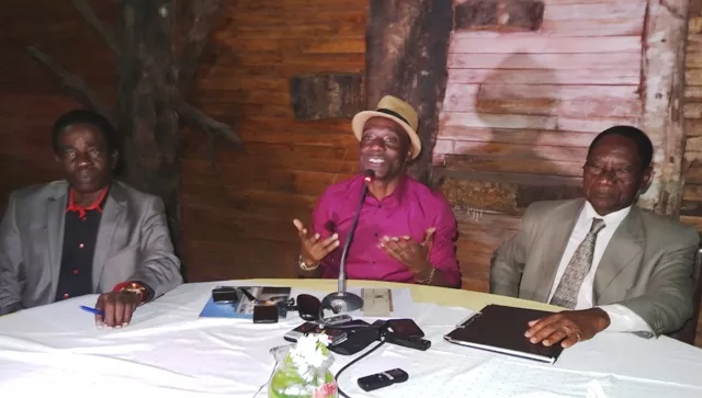 Chaud entre Joseph Owona et les candidats « recalés »