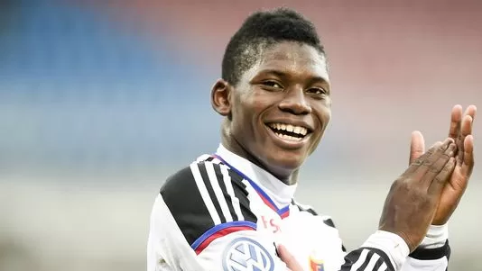 Foot: Breel Embolo a reçu son passeport suisse