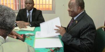 Fécafoot : Joseph Owona rencontre les présidents de clubs